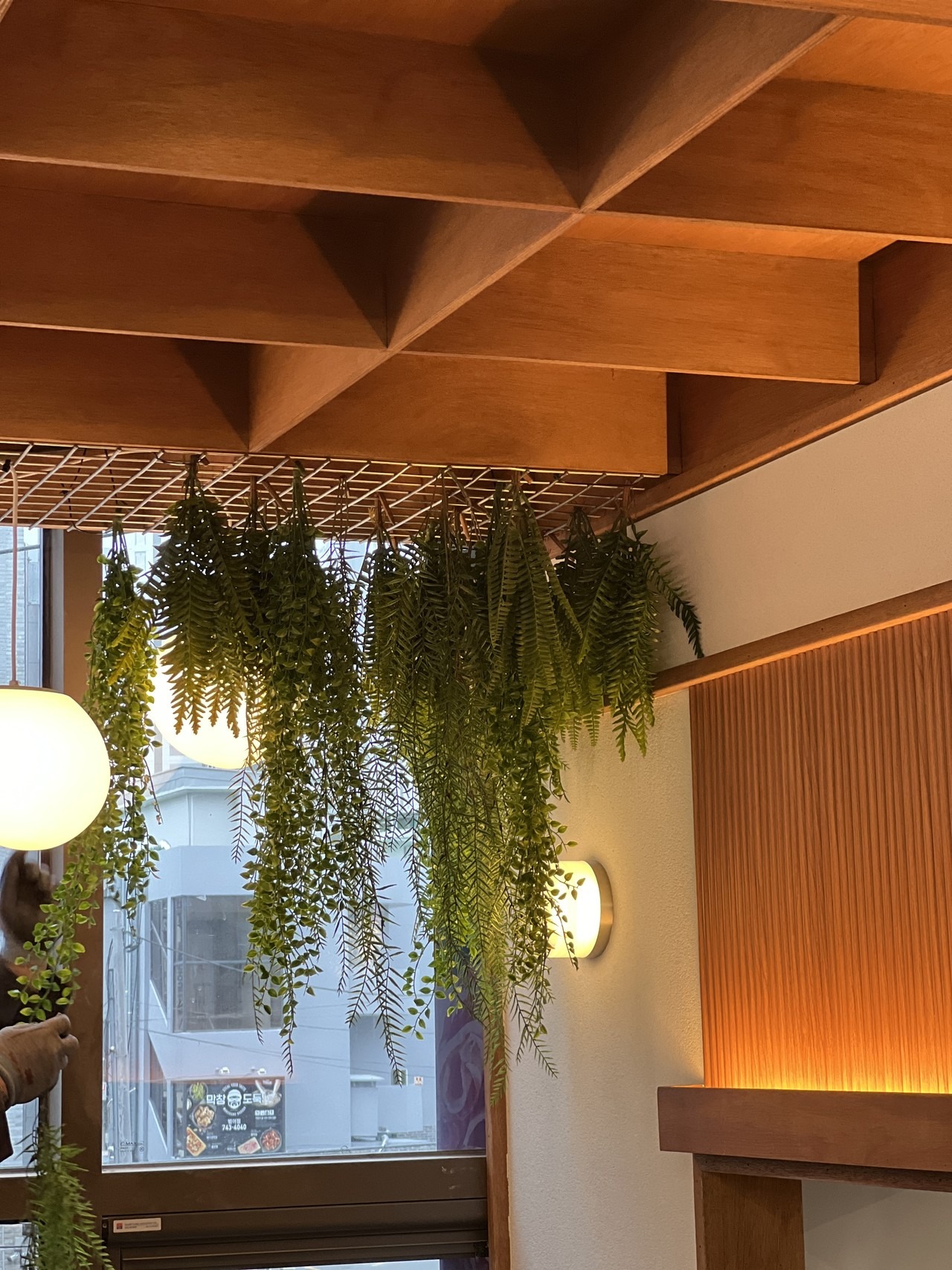 테스 디자인의 청담동샤브 시공 사진 03