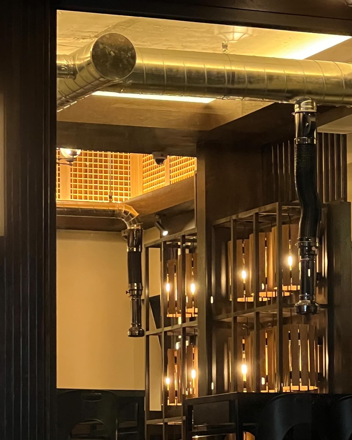 테스 디자인의 고깃집 팔구삼겹 시공 사례 사진 06