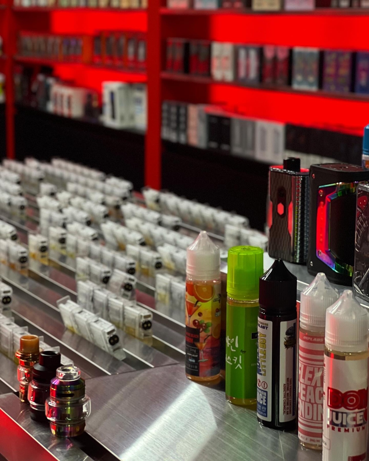 테스 디자인의 베이프렌드 전자 담배 매장 시공 사례 사진 11